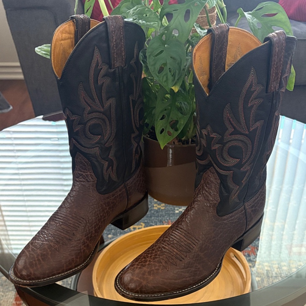 Nocona  Brown and Black Western Cowboy Boots 8B